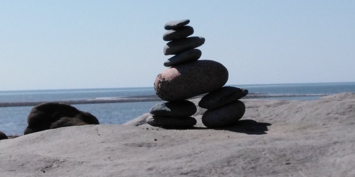 Massive Inukshuk appears at Point Wolf Beach in Fundy National Park.
Locals report that he was moving at quite a lick.
#mysteriousCanada
#fundyNP
#ExploreNB