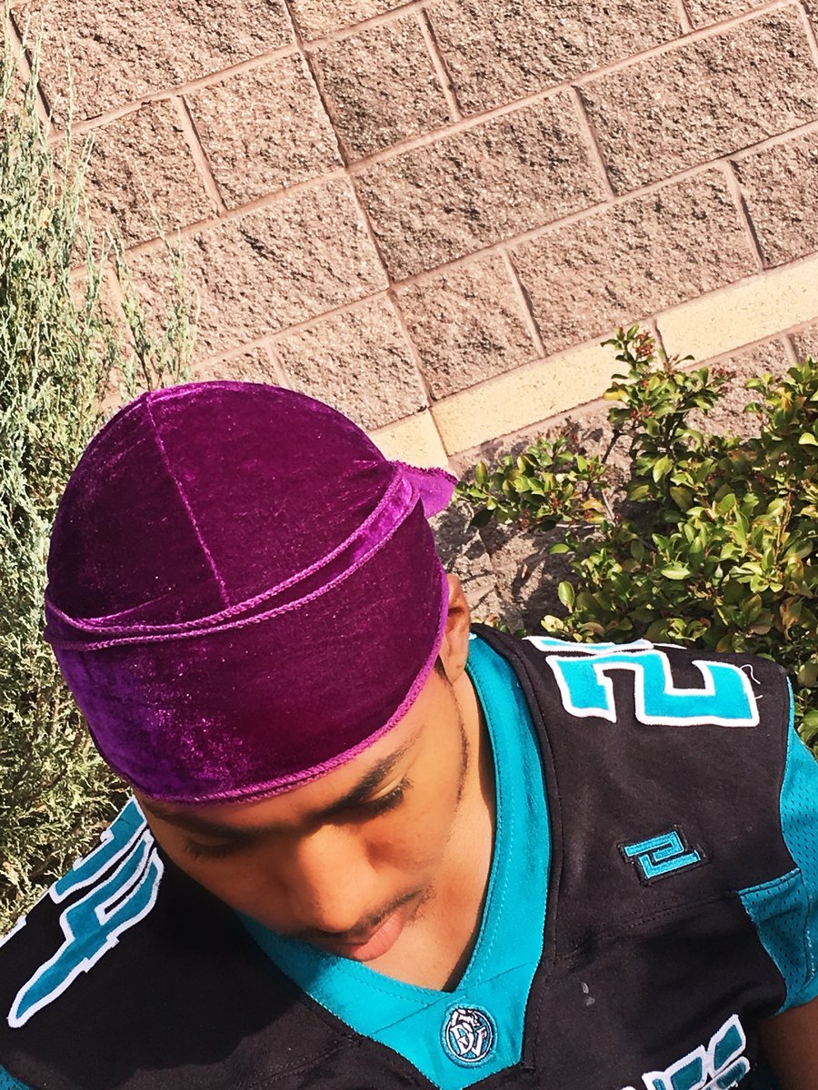 dvhsden's tweet photo. The all purple and all gold colors LEAVE NEW COLOR IDEAS BELOW PLEASE 👀📲 https://t.co/r44dB312My