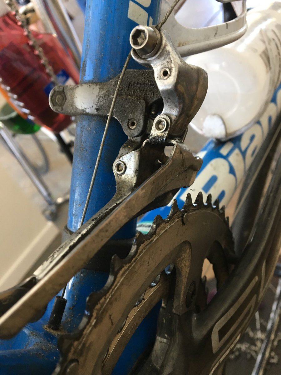rocketbicycles's tweet photo. Cleaning. https://t.co/ftYgXWBXl6
