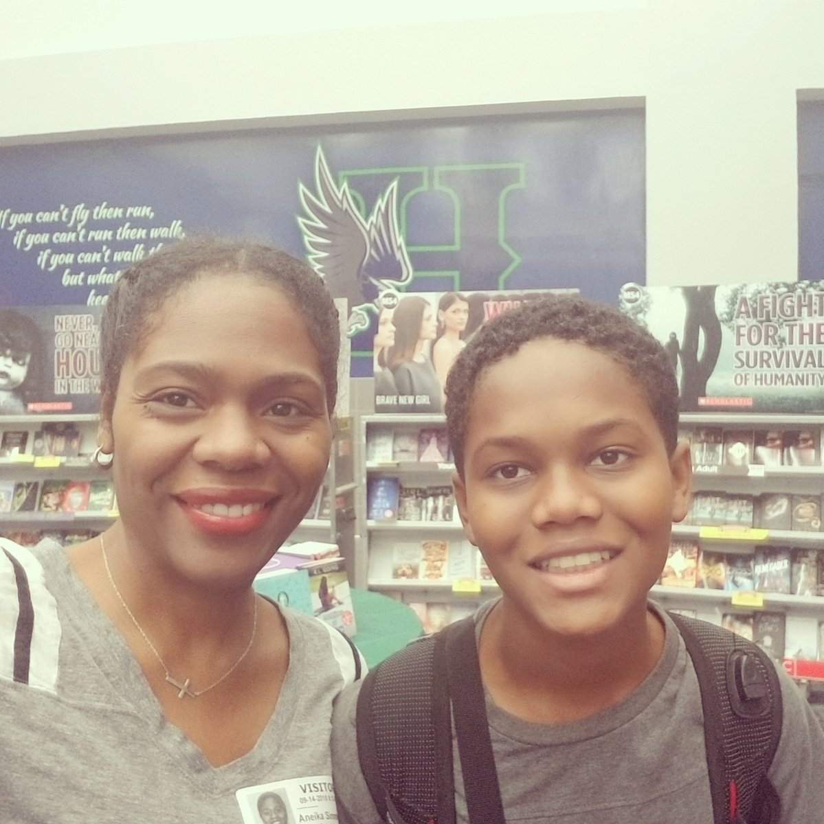 aneika's tweet photo. Volunteering at Hofius Book Fair. Good to see my son there! #hofius #hofiusintermediate #hawksinthehouse #hofiuspto https://t.co/wqgAYWYBzr