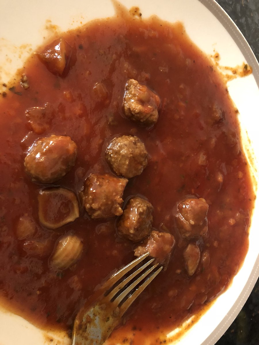 Mand23's tweet photo. Not entirely sure Asda can get away with calling this meatballs and pasta 🤔 #whereisthepasta @asda https://t.co/6ChP4QMaCU