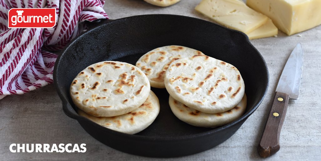 Gourmet_cl's tweet photo. ¿Se te olvido comprar pan? ¡Te salvamos con esta receta de Churrascas!  
Son ideales para picotear con pebre o un rico queso mantecoso estas #FiestasPatrias
Mira la receta aquí: https://t.co/agtAxGihZM https://t.co/1lCifJ8Ouu