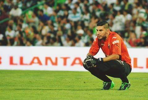 Planeta_Atlante's tweet photo. Tras un dia de votaciones via Facebook y con 418 votos en contra, Yosgart Gutierrez fue elegido como el peor portero atlantista en la historia.

 ¿Están de acuerdo? ⚽ 🐴

#JuntosSomosMasFuertes https://t.co/RQFbqBhzXX