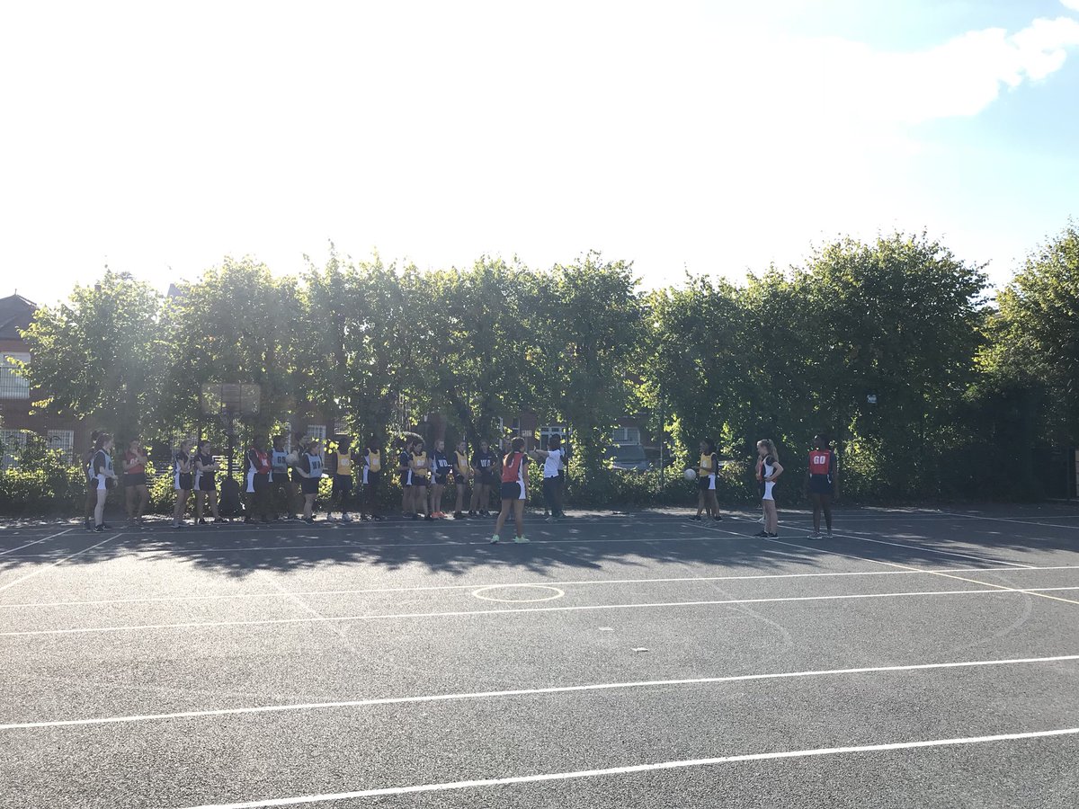 UHSPeDept's tweet photo. Great first week of clubs! *Notice* Football next Tuesday will be at Raynes Park playing fields &amp; please be aware that Friday clubs are from 1.45pm to 3pm #NoLater ⚽️ https://t.co/J9xR8Ep80l