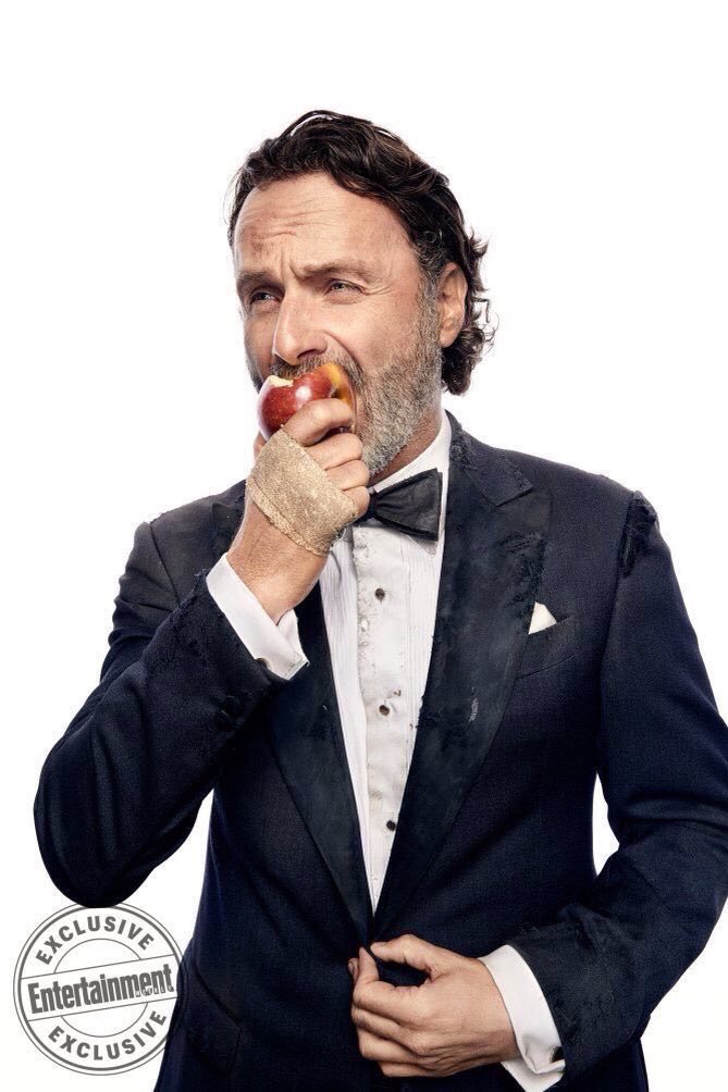 Happy birthday to my favorite men in the world and the best actor Andrew Lincoln   