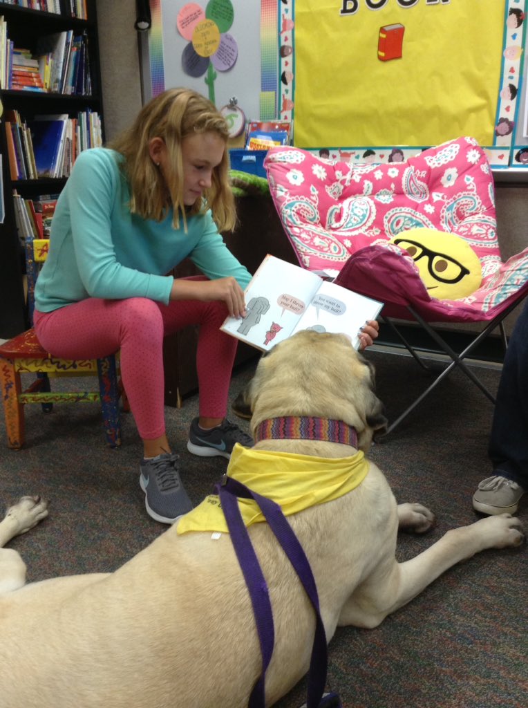 Mrs. W.'s Readers tweet media