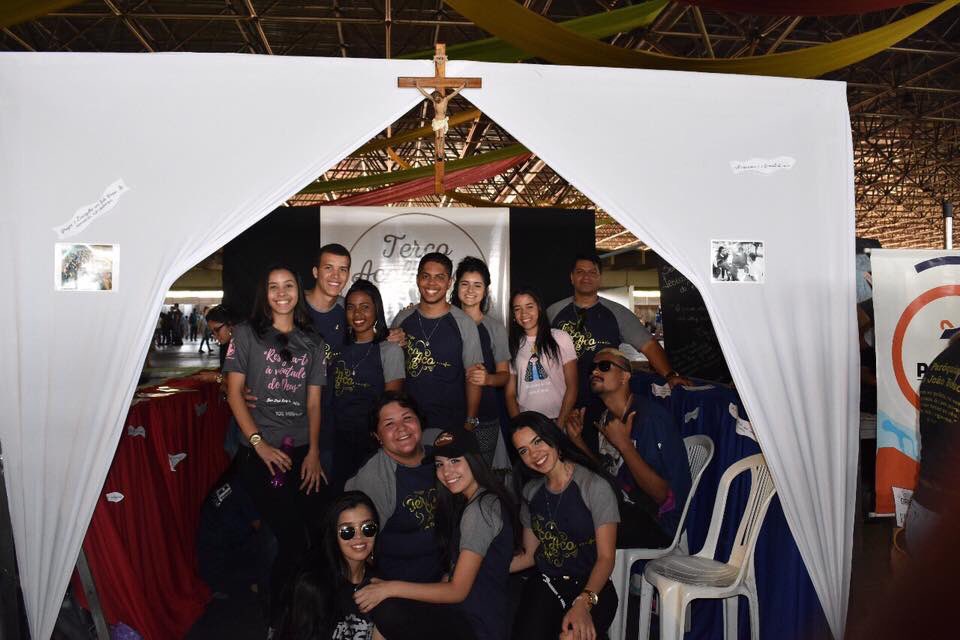 tercoacolhedor's tweet photo. Um pouquinho do que foi o hallel ano passado. Esse ano estaremos te esperando! #hallel2018 https://t.co/PWnDWXG4kV