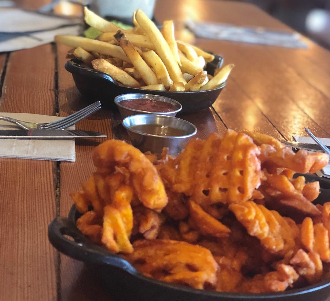 Good thing our office is next to so many great restaurants! #happyhour #software #lunch #tech #team