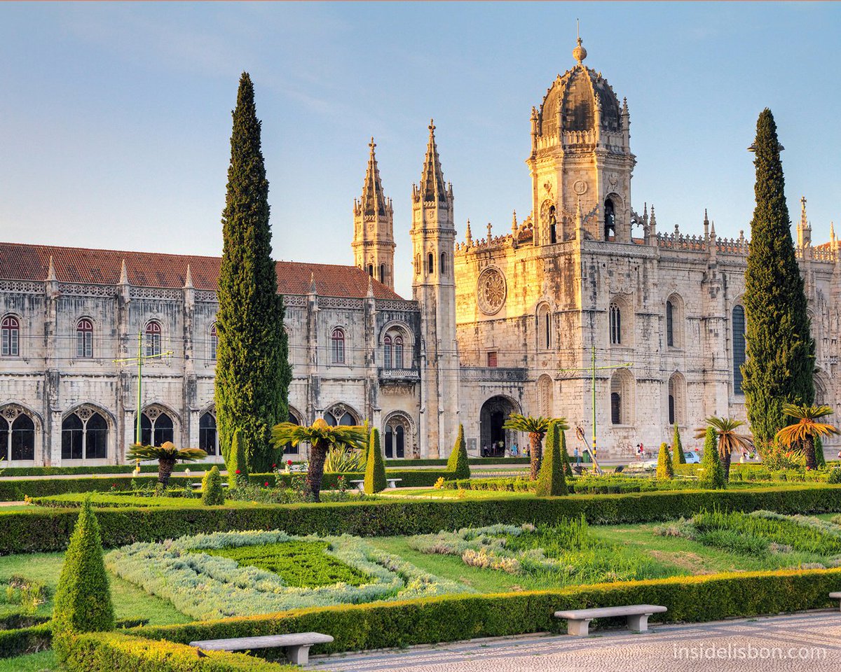 InsideLisbon's tweet photo. Discover the best Lisbon and Sintra has to offer and visit two UNESCO World Heritage sites! Know all about our tour at https://t.co/xSkheKzDrI
____
#insidelisbon #insidelisbontours  #sintra #belem #sintratour #jeronimosmonastery #mosteirodosjeronimos #lisbontour #toursinlisbon https://t.co/flohBUR7Yr