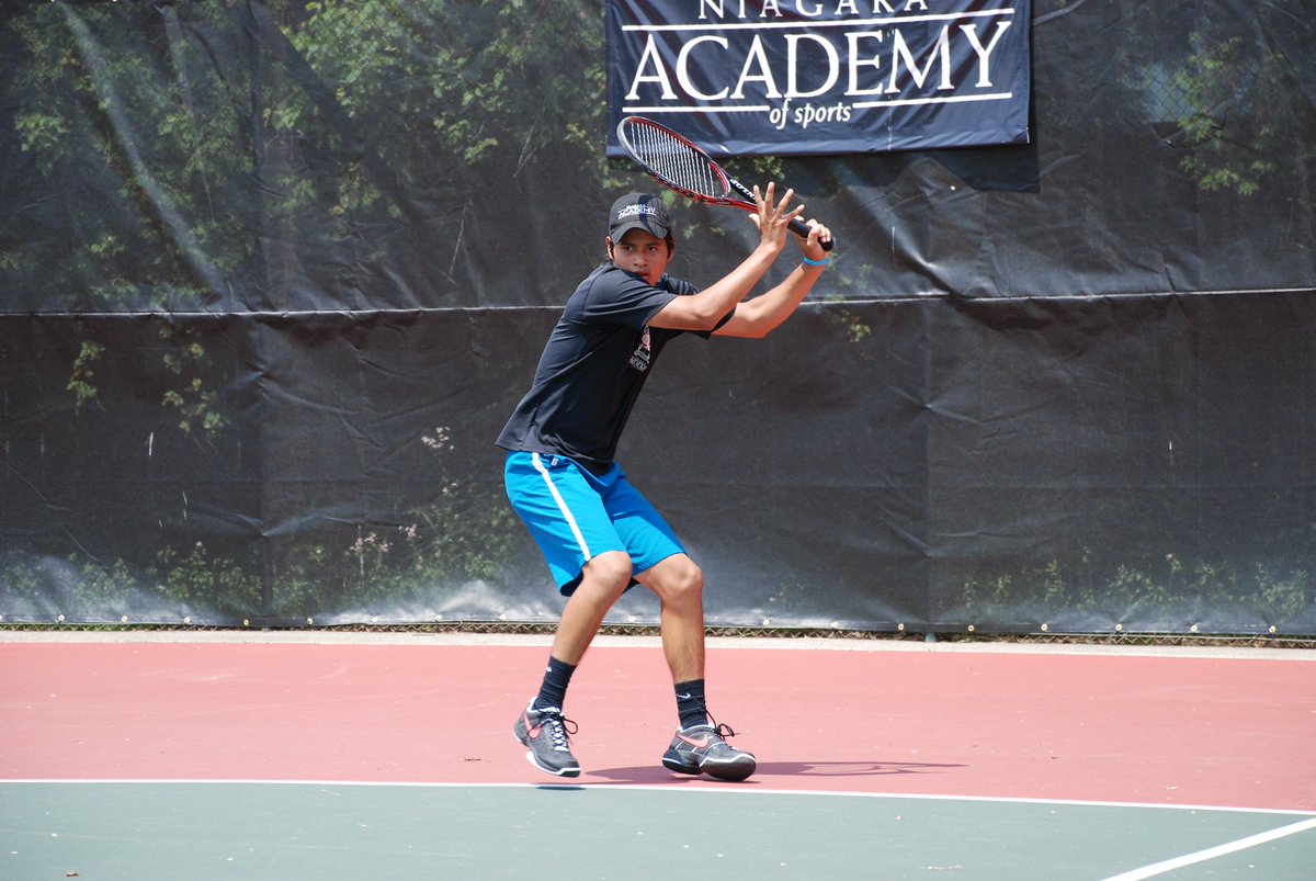 NiagaraTennis's tweet photo. Interested in becoming a full time #NAT student? We are now accepting applications for the 2019/2020 School year! Message for more details, or contact our Sales and Marketing Director at gcruz@niagaraacademy.ca

#niagaraacademyoftennis #international #canada https://t.co/LnXHTDhafB