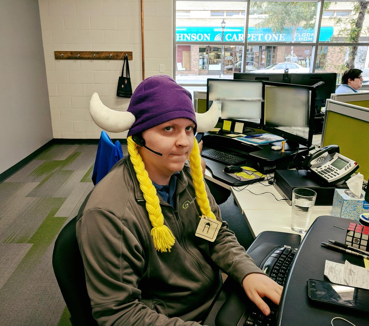 CWTech_Team's tweet photo. When a #Packers fan loses a bet to a #Vikings fan... #GoPackGo #Skol #CWTechnology https://t.co/norTrD9S7r