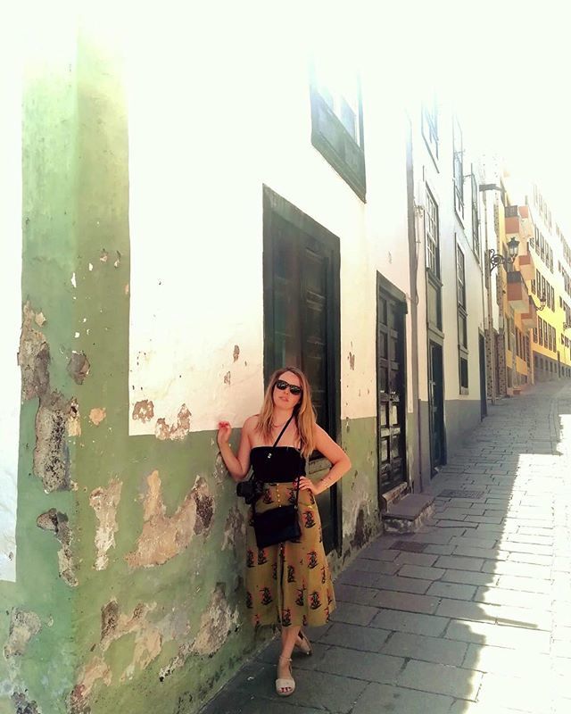 giratoro's tweet photo. Caribe o Canarias? #vacuñaciones
📸 @heather_turnbul1 .
.
.
.
.
.
.
#instadaily #visitlapalma #igerscanarias #ootd #explore #travel #travelbetter #traveldeeper #cityscapes #cityscenes #islandlife #laislabonita #viajeras #sheisnotlost #whywander #wanderlust https://t.co/YDLTuLIIhq https://t.co/MtXIUH459L