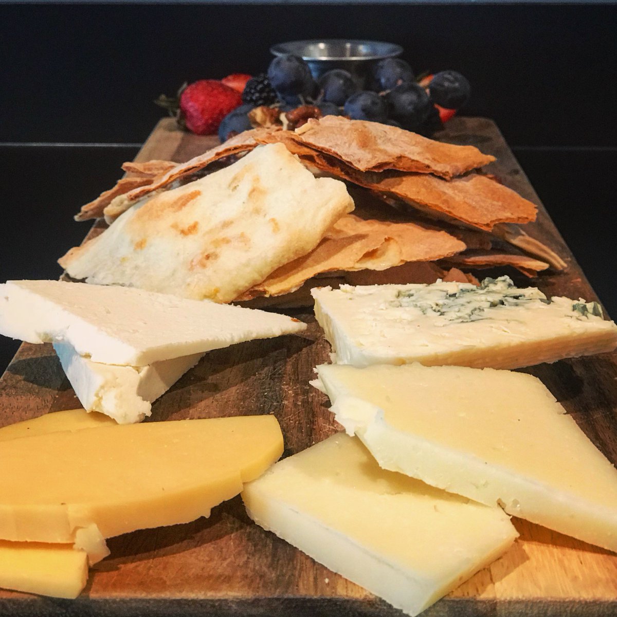 HelixGF's tweet photo. Join us for Happy Hour 4-6pm & 9-close this weekend!
• $3 Beers
• $5 Wine
• 20% Off Apps
#happyhour #goodeats #helixGF https://t.co/qOlGJixzIg