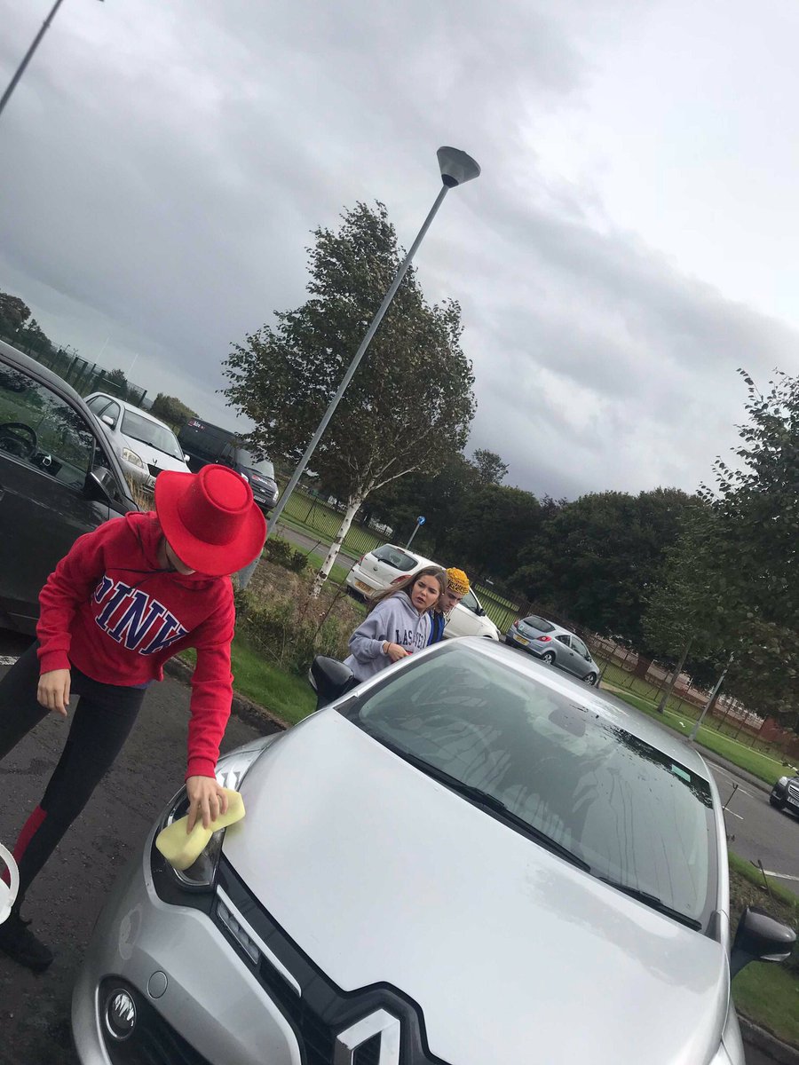 Some pics of our team fundraising at our teacher’s car wash today 🚗 #yesfv19