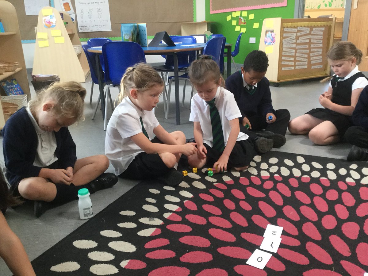 Year5TLTPA22's tweet photo. We have been practising our number bonds to 10 @limetreepa #mathsisfun #ltpanumeracy https://t.co/NSTUFNYgeM