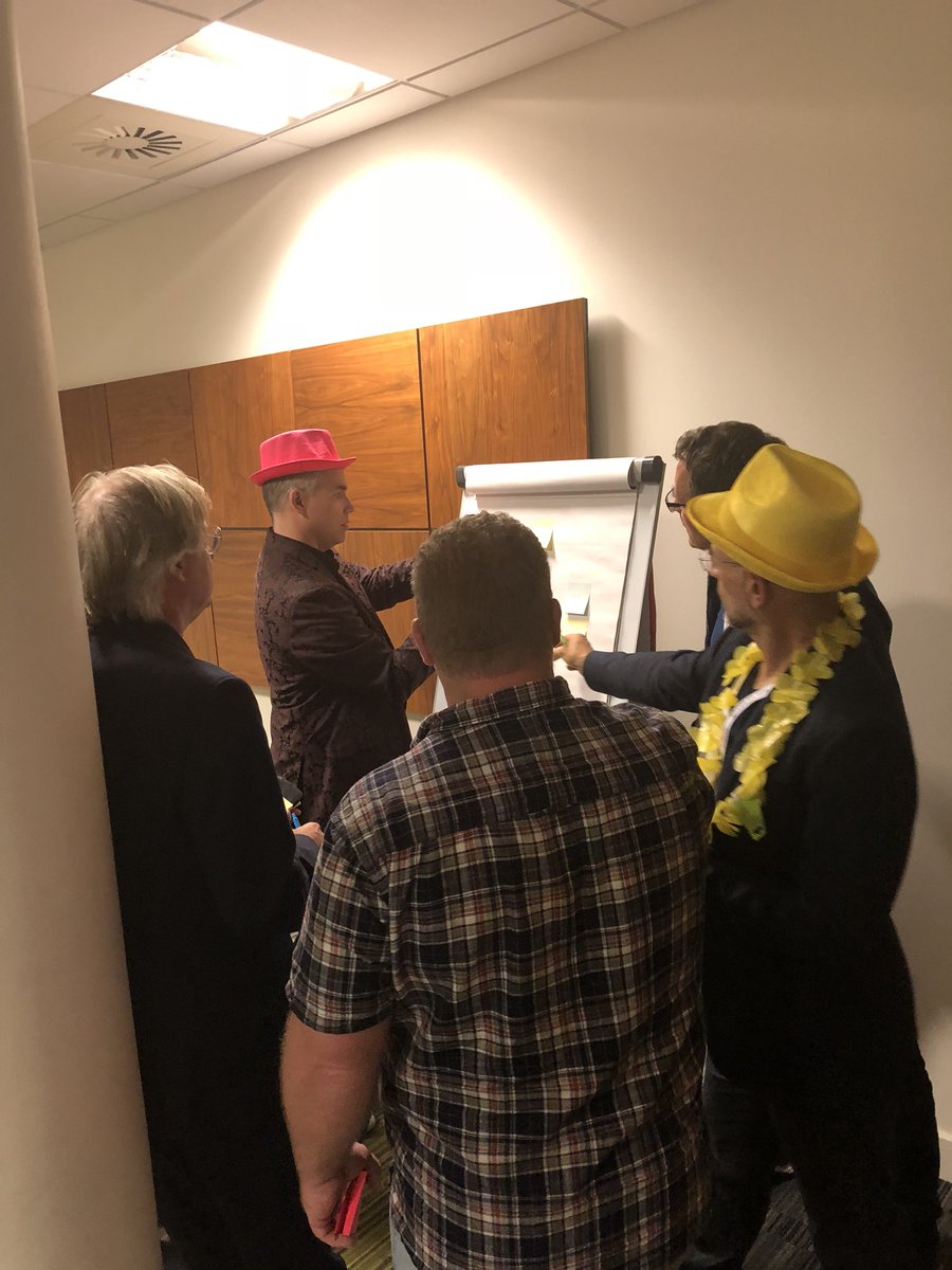 TurkErgun1's tweet photo. Workshop for “Places” is going great.
#ICONUK2018 #HCLPlaces #redpillnow https://t.co/PE783bMGKL