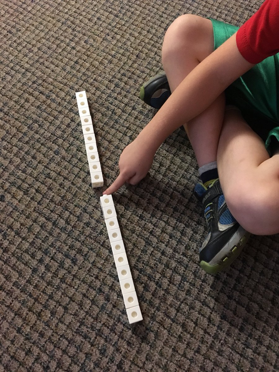 MrsUnsworthWTT's tweet image. We recorded our thoughts on stickies &amp;amp; then headed off to prove our thinking with any manipulative in the classroom. The most popular was the snap cubes, where a train of 20 was made &amp;amp; then broken at 10...where we discovered 10 is in the MIDDLE of 1 &amp;amp; 20 2/2 #numbersenseroutines