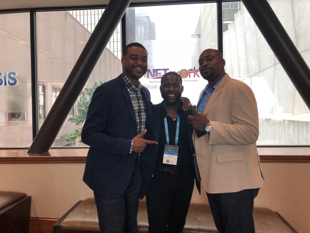 T0nyT0niT0ne's tweet image. #ATTERG18 #LifeAtATT REPPIN’ for the @TheNETwork_OK #OKCWay #MidStatesProud #POWERcentral @undagod @JCollier33 @melissastroder