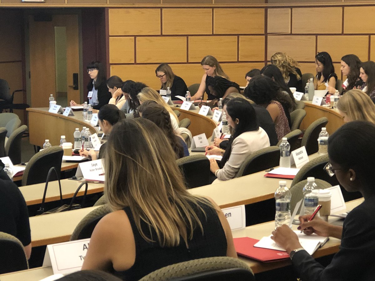 Judi_Byers's tweet photo. Our #JWiB women are discussing the role of #business and #data in doing #good and doing #right with #CornellMBA Professor Bill Schmidt #businessforbetter https://t.co/CbRLsftUFl