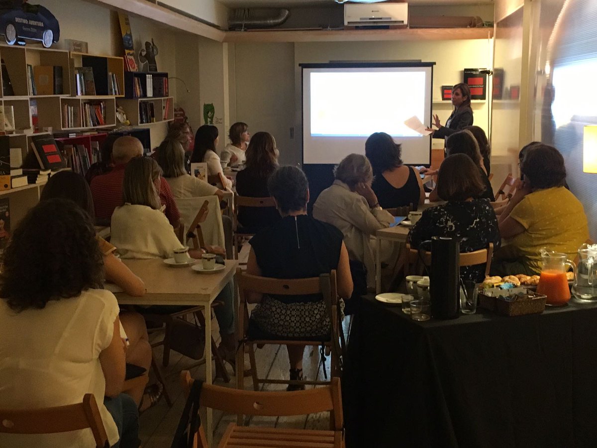 FundacioFidem's tweet photo. Gràcies Joana Martin i Montse Salvat per l'esmorzar d'aquest mati, tot un èxit! #codisetics #codideconducta #protocoladassatjament https://t.co/9ttTECtPhW
