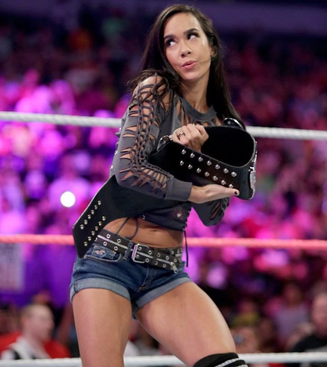 i_am_apanda5's tweet photo. I miss AJ Lee! #ThankYouAJLee #WeMissYouAJLee
#AJLeeForEvolution @TheAJMendez @WWE https://t.co/3NoYivIwx1