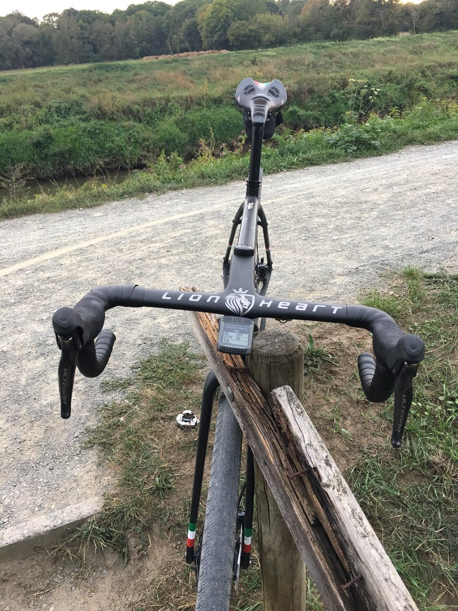 Gravelbike <a href="/FSMCONCEPTBIKE1/">FSMCONCEPTBIKESTORE</a> <a href="/lionheartbyfsm/">LIONHEART COMPONENTS</a>