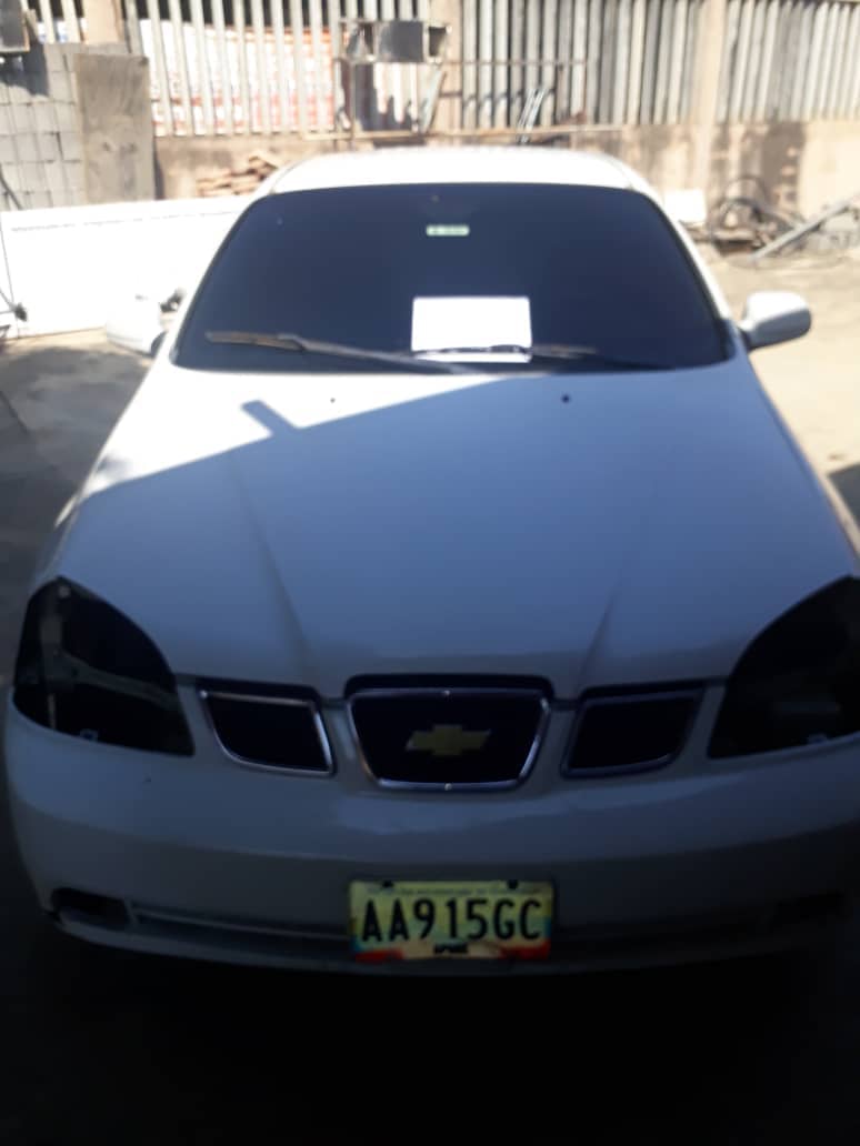 enlaccicpc_intt's tweet image. #CICPC-INTT Cabimas, realizó la recuperación del siguiente vehículo marca Chevrolet, modelo Optra, Año 2005, color Blanco, uso particular, placa; KBF171, el cual al ser verificado presentó el status SOLICITADO. @DouglasRicoVzla @CICPCPREVENCION @PRENSACICPC