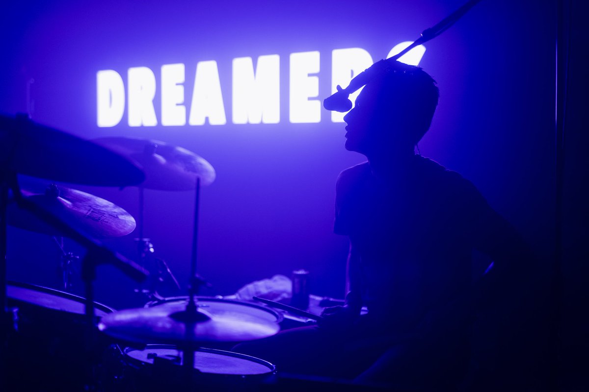 DREAMERSjoinus's tweet photo. San Diego went off last night! 💙

Tonight we’re in Vegas at @VinylVegas @HardRockHotelLV w/ @Weathersband @morgxn 🎲 
Tix: https://t.co/QLbFLmDyDs

📸 @Benzuckerphotos https://t.co/uU3rWhKPjA