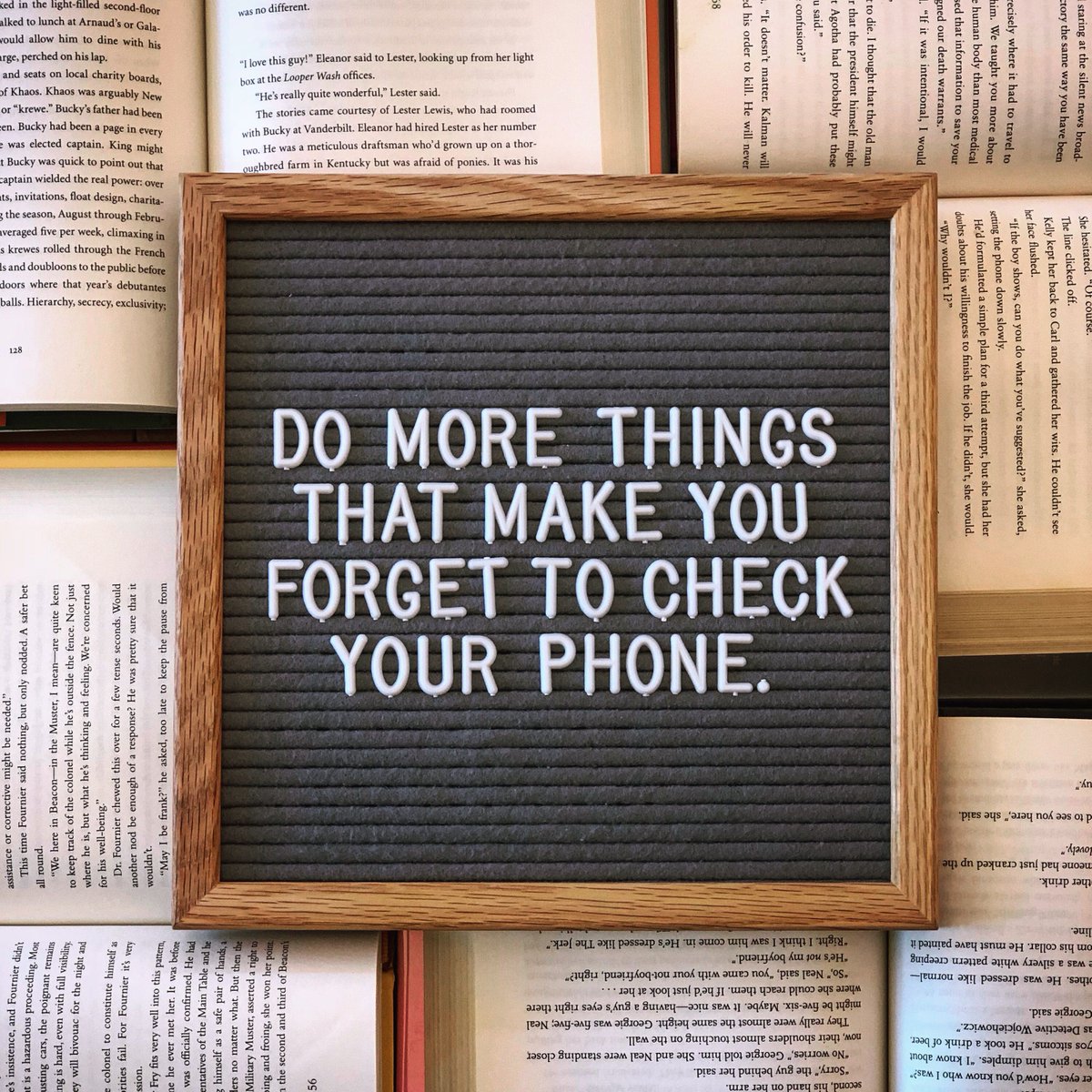 CapeLibrary's tweet image. Here’s to hoping this weekend provides plenty of opportunities to put your phone down ❤️📖 // #feltboardfriday 
• 
• 
• 
• 
• 
• 
#letterboardlove #bookstagram #librariesofinstagram #capegirardeau #librarylife #letterboard #missouri #books #read