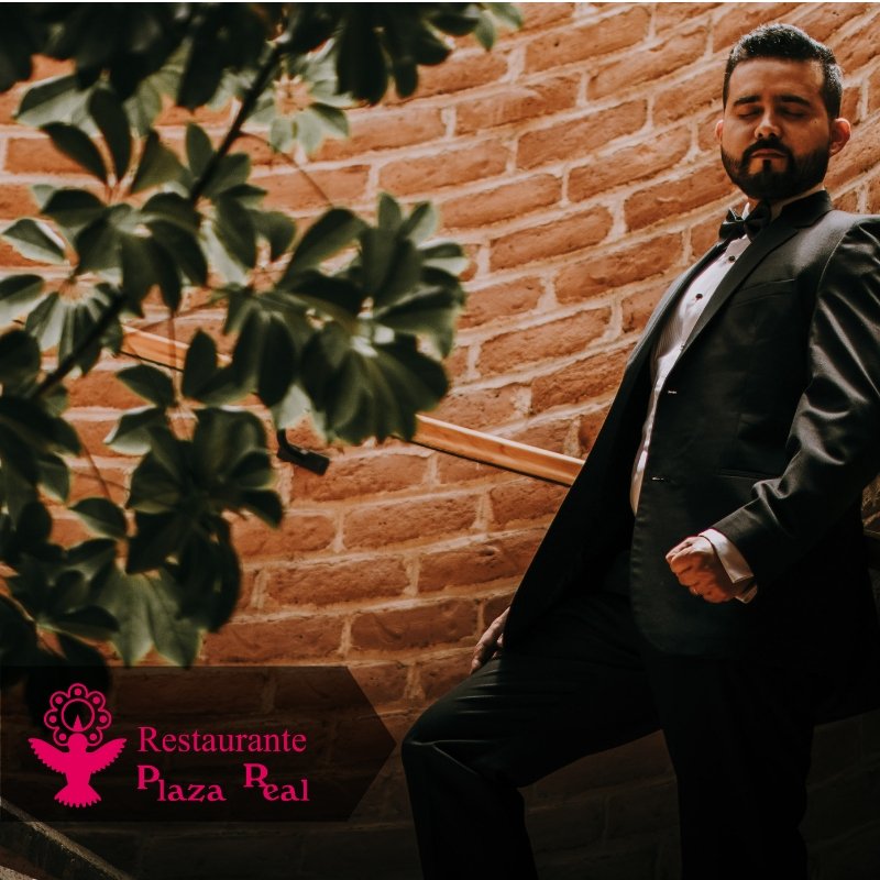 PlazaRealSCLC's tweet photo. Plaza Real Servicio de Banquetes y Catering

Un traje de novio ideal

Novio: Sr. Mario
Traje o esmoquin y accesorios para novios: Trajes ROMI
Recinto de sesión de novios: Hotel Villas Casa Morada
Fotografía: Love Cinema

#FelizViernes #trajes #Novio #Bodas #CasateEnSaCris https://t.co/zWzkIModyw