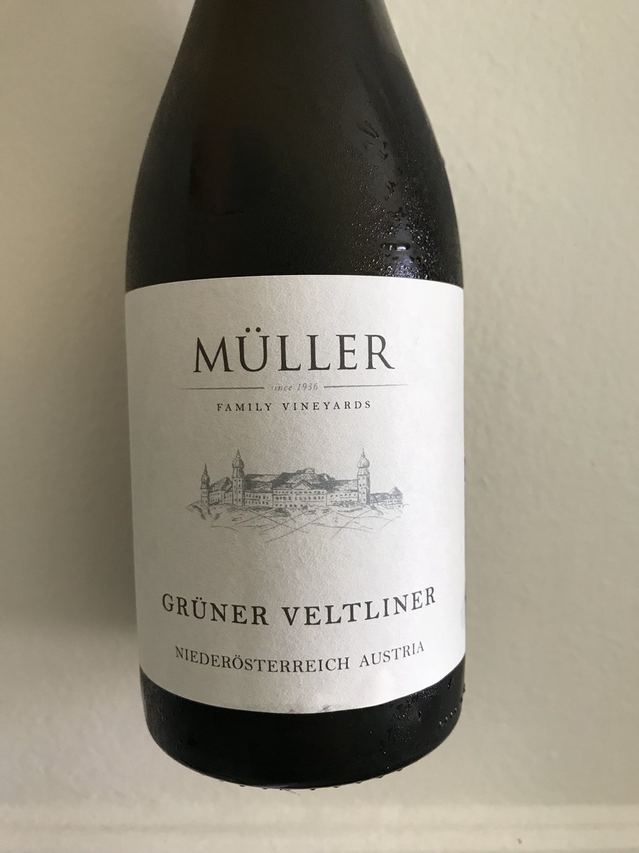 It’s Müller time! 🤭 #grünerveltliner #Austria