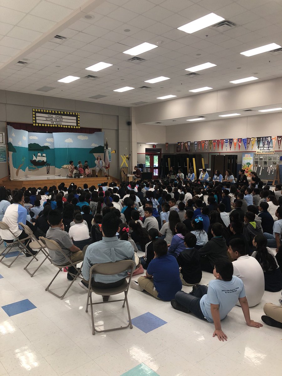 DeckerESMusic's tweet photo. “Blackbeard the Pirate” school show is under way! Public show is tomorrow! #minithespians #showtime @DeckerES @Manor_FA @ManorISD @Principowell https://t.co/oZXG8fEkxU