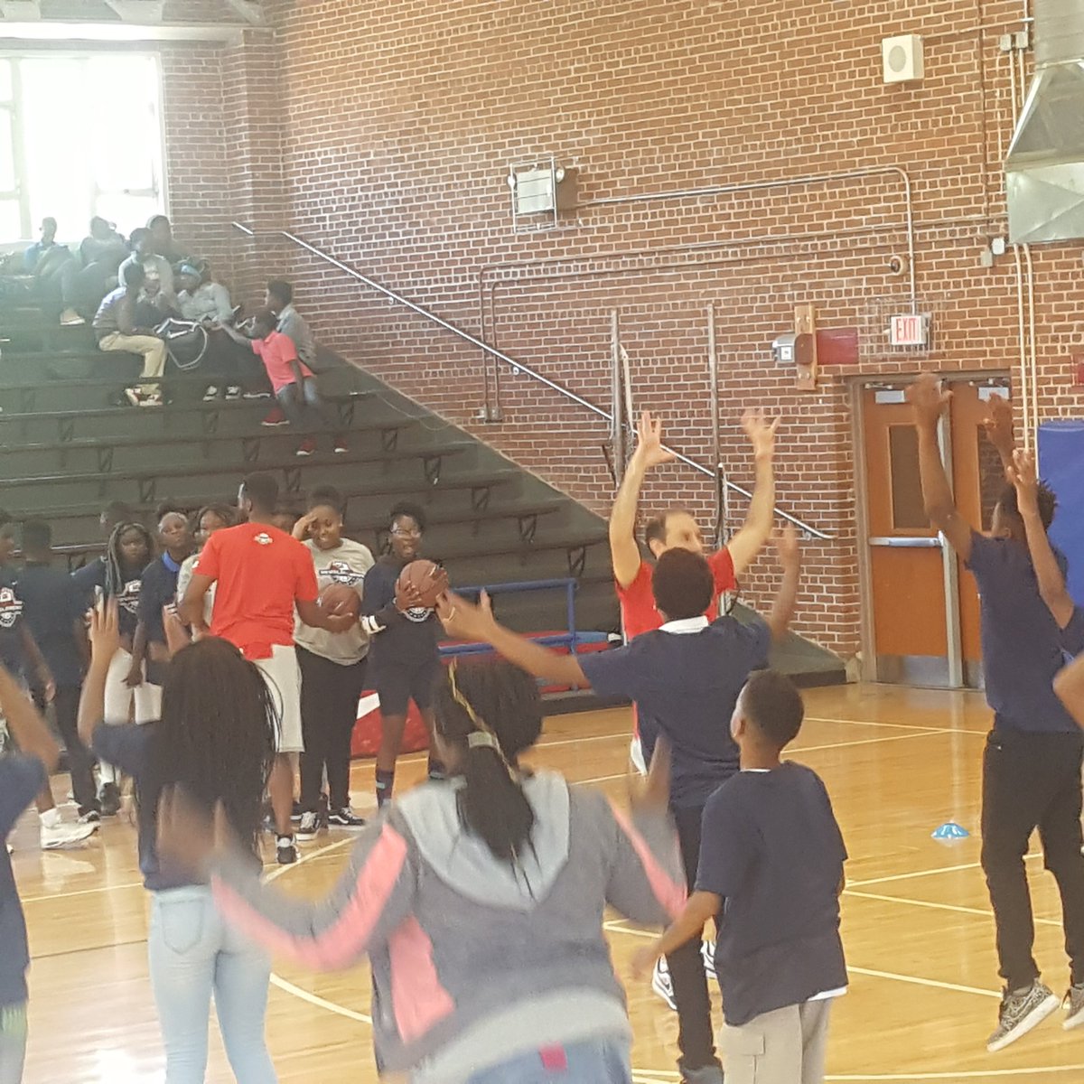 Devon Jones (@devonj496) on Twitter photo Physical Education collaboration with USA Basketball....
<a href="/fparker161/">Coach Parker</a> <a href="/DRice_PE/">Daryl Rice</a> <a href="/APSNutritionNow/">APS Nutrition</a> Physical Education collaboration with USA Basketball....
<a href="/fparker161/">Coach Parker</a> <a href="/DRice_PE/">Daryl Rice</a> <a href="/APSNutritionNow/">APS Nutrition</a>