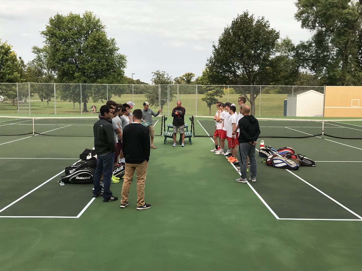 RRHS_Activities's tweet photo. 🎾Here at Riverside Park for some rivalry Tennis! Two teams enter undefeated...only one will leave that way! #RivalryTime #DareToRide https://t.co/UHQ6lrJEDD