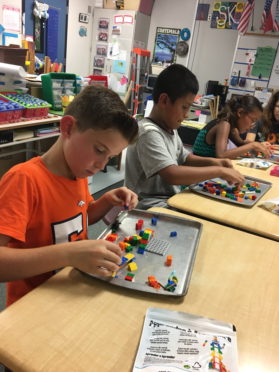 KatinaOsth's tweet image. First LEGO challenge of the year. We read Iggy Peck, Architect then built a bridge, keeping in mind certain criteria and adjusted as needed. #CSISD #skawesomesince1967 #STEM #Legos