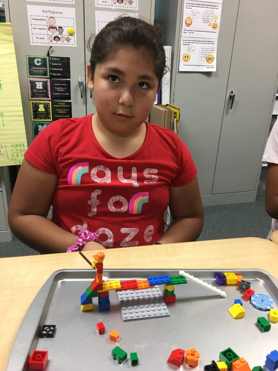 KatinaOsth's tweet image. First LEGO challenge of the year. We read Iggy Peck, Architect then built a bridge, keeping in mind certain criteria and adjusted as needed. #CSISD #skawesomesince1967 #STEM #Legos