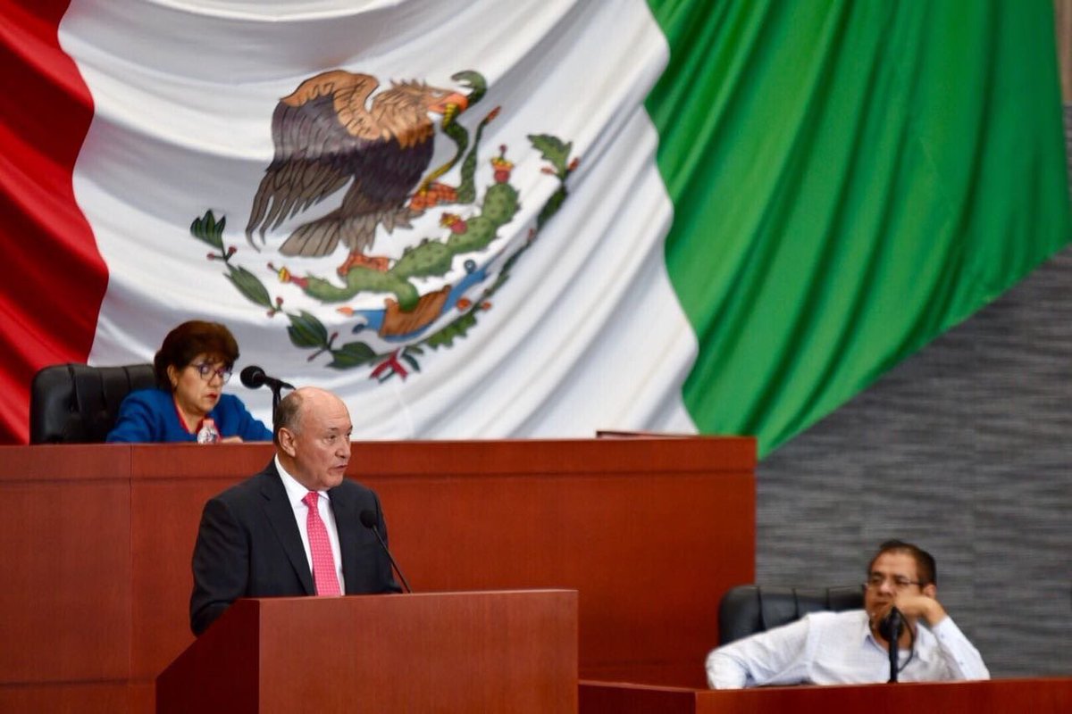Se ha presentado una iniciativa para reformar el sistema de pensiones. Se han hecho esfuerzos para revertir o frenar el tema de las pensiones que hace impacto presupuestal en el Estado