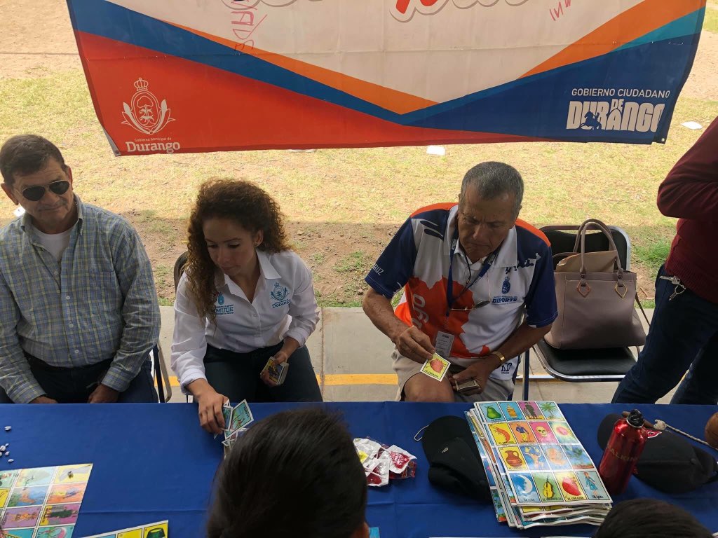 YolandaInmude's tweet photo. El día de hoy asistimos a la escuela secundaria#4 José Vasconcelos acompañando al Instituto Municipal de la Juventud “Juven Tour” donde se vivieron grandes experiencias. 

#Durango2018 https://t.co/JEMNMIBwpC