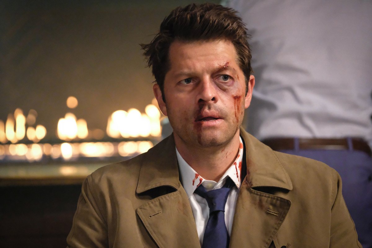 #Supernatural Season 14 Premiere Photos: "Stranger in a Strange Land" - Gallery HERE: ksitetv.com/supernatural/s… <a href="/SuperWiki/">SupernaturalWiki</a> <a href="/TheJimMichaels/">Jim Michaels</a>