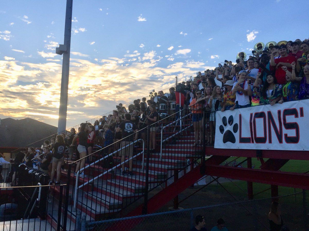 Love THE PRIDE &amp; The LION BAND!! #NRPRIDE!