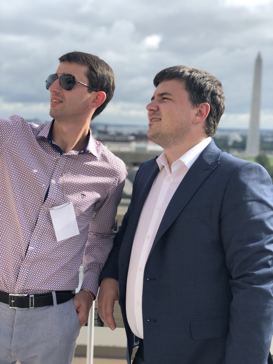ExchangesWTCI's tweet image. We have a few potential Ukrainian models on our hands! #eGovUKR2018 🇺🇦🇺🇸