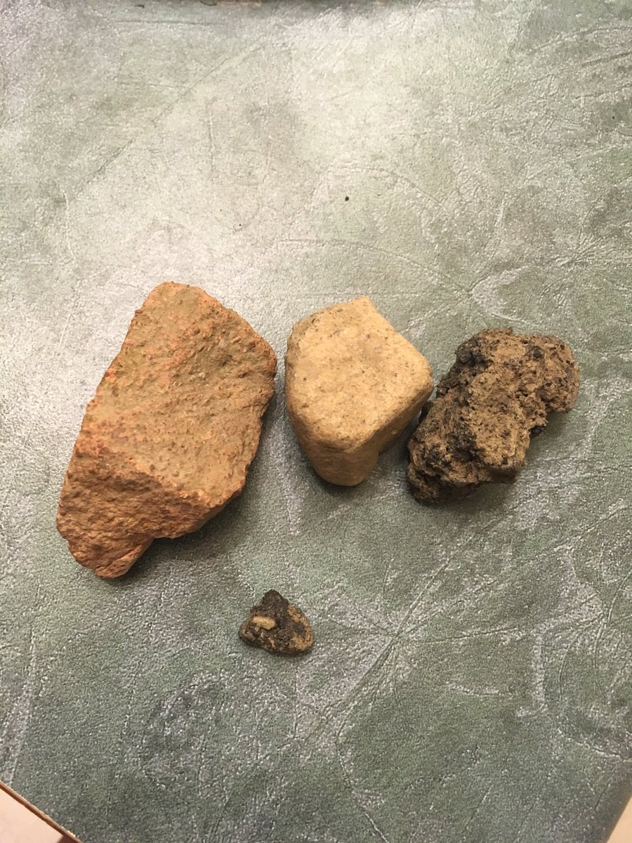 OreosandUhOhs's tweet photo. My kid just emptied his pockets before bed. Jeez my dryer is not gonna survive much longer at this rate #RocksInPockets #MomLife #PoorDryer #DadLife https://t.co/DAJXaXZvs0