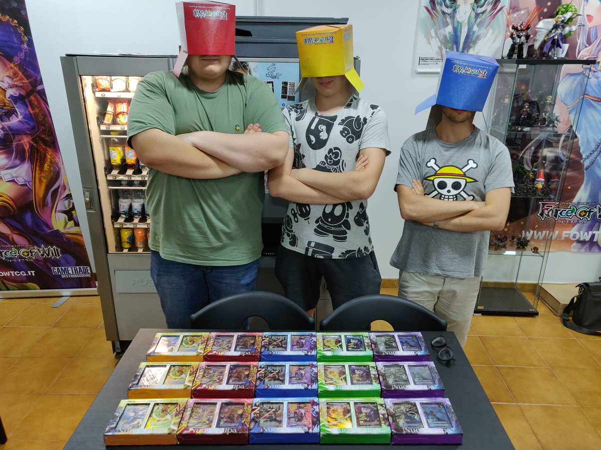AvalonLatina's tweet image. I nostri #FowerRanger sono pronti a giocare al nostro evento di lancio dei nuovi #StarterDeck di #ForceOfWill #NewValhalla !
Stiamo per iniziare!
#AvalonLatina #tournament #tcg #cardgame