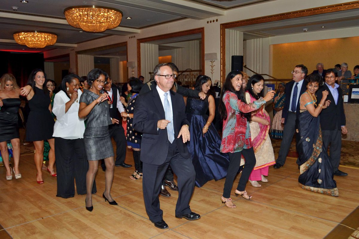 SilkScreenPgh's tweet photo. Voted "Best Event on the Rise" by the @PittsburghPG, we are brining the party back to you on September 21 at the @FairmontPGH! Celebrate culture and diversity with your favorite Asian restaurants, then dance the night away💃 https://t.co/4wmRW78JX0