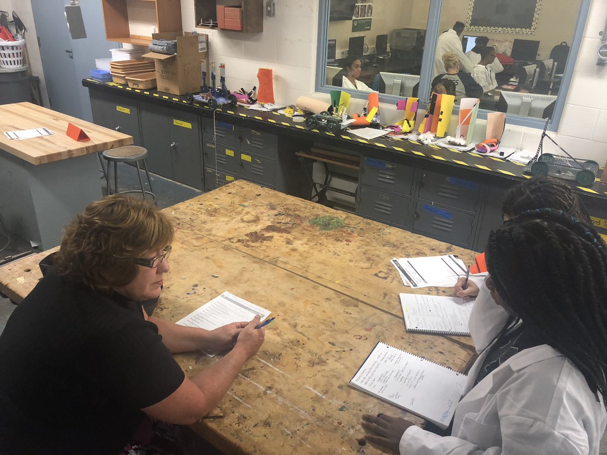 krodrequez's tweet photo. Had a blast as “patient #1” in @DeeAnnMoore1 @PLTWorg medical detectives class! @amcook63 @Dr_JoanaKing @MaryCordry https://t.co/auTaZcU9aw