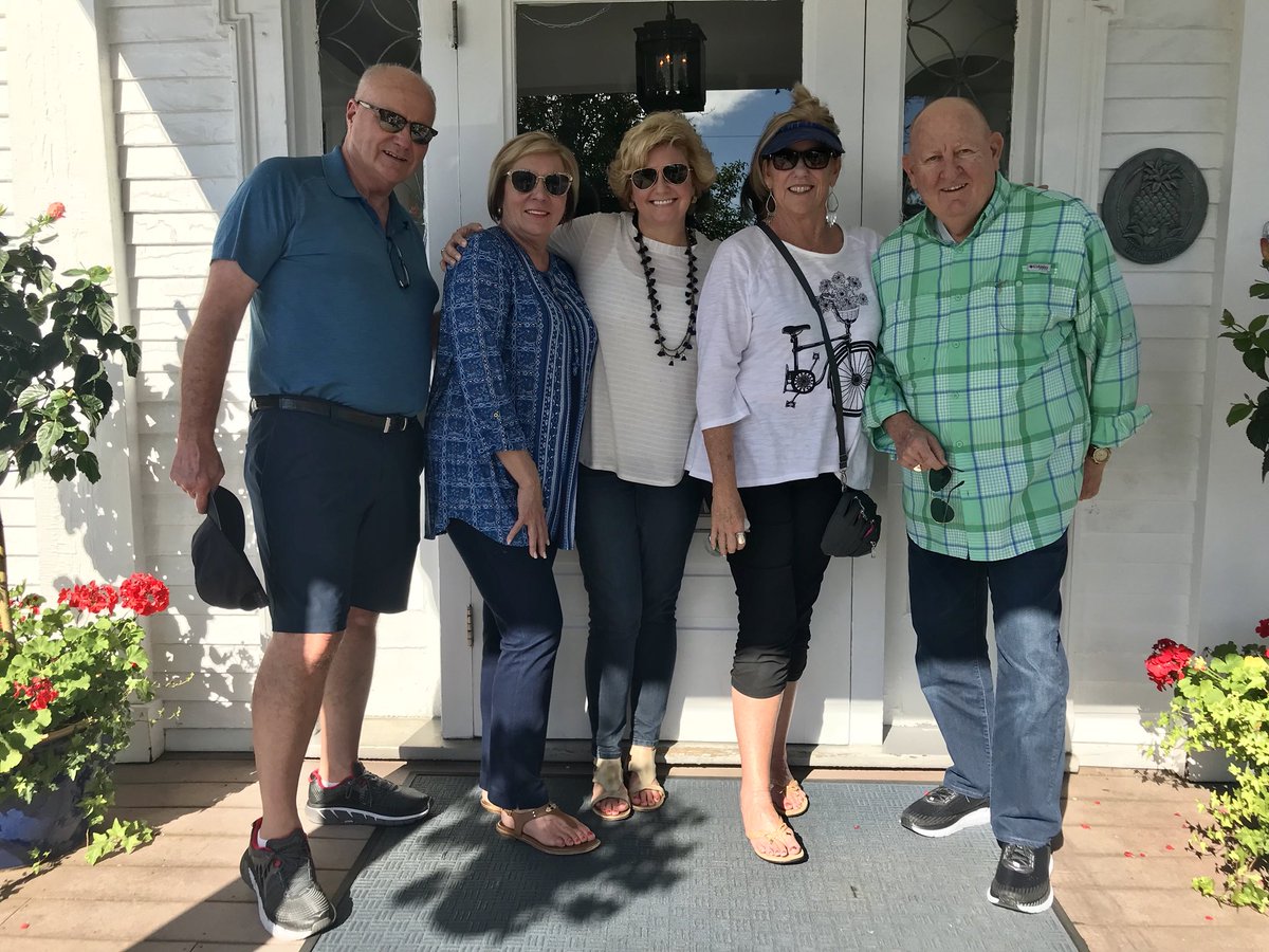 jamieshawkins's tweet photo. Enjoying Kennebunkport and lots of lobsta! #mainevaca https://t.co/2XH2rCRkVn