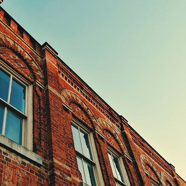 thepoodz's tweet photo. Summer's last days.
.
.
.
#lgv30 #lgv30photography #sk #architecture #artofvisuals #agameoftones #local #explore #imagesofcanada #theimaged #thevisualcollective #moodygrams #skyporn #visualambassadors #visualsoflife #archilovers #explorecanada #discoverO… https://t.co/ZPvX9k7OOU https://t.co/l2fahKEgo9
