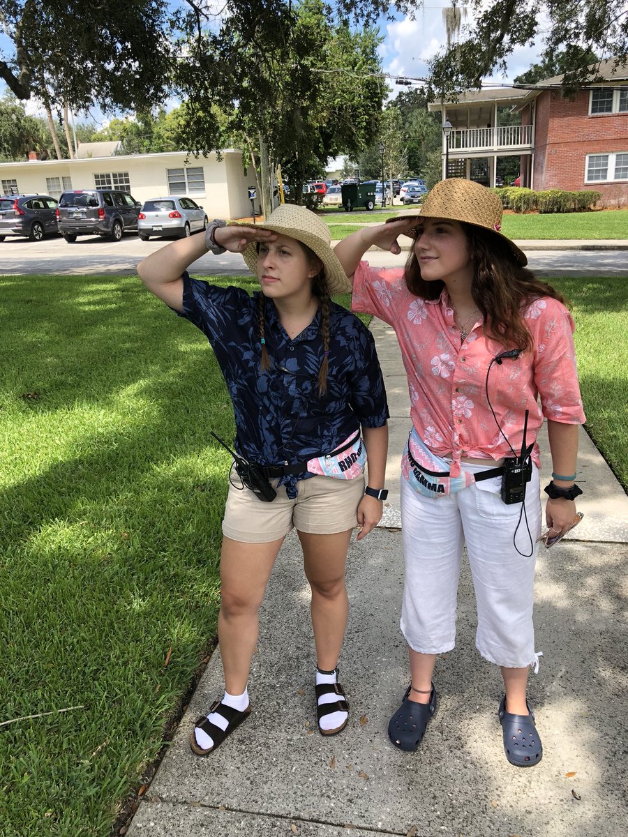 SUPanhellenic's tweet photo. Day 3 Exec/Rho Gamma Theme: Tacky Tourist! We hope you are having a great recruitment! https://t.co/BVTKbp7KlE