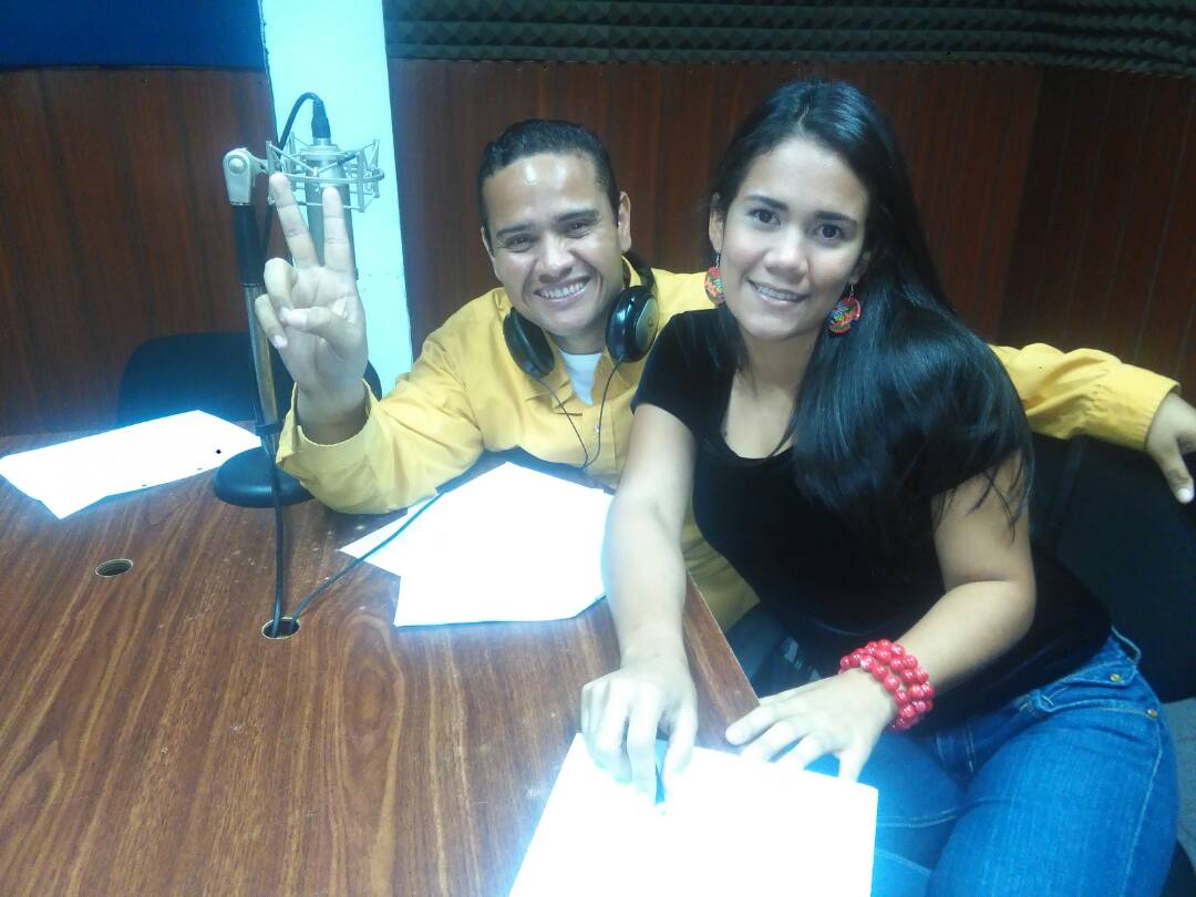 Alexandra_Azj's tweet photo. Hoy viernes activos en el programa @EnBatalla_AP por ideológica 99.5 @Ideologica995 y #ApureTv @apuretvoficial
Con @SoyOscarVivas @PartidoPSUV
#ChinaYVenezuelaHermanos https://t.co/sa3YZYn4ho