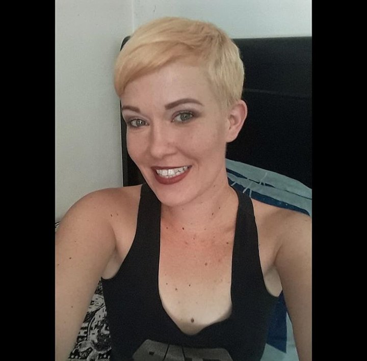 Hi boys! Come start your weekend off with a bang at <a href="/stargardenclub/">Star Garden - L.A.</a> today from 2-8pm. 😍 We do Fridays right. Friendly and sexy girls, cold beer and a pool table!